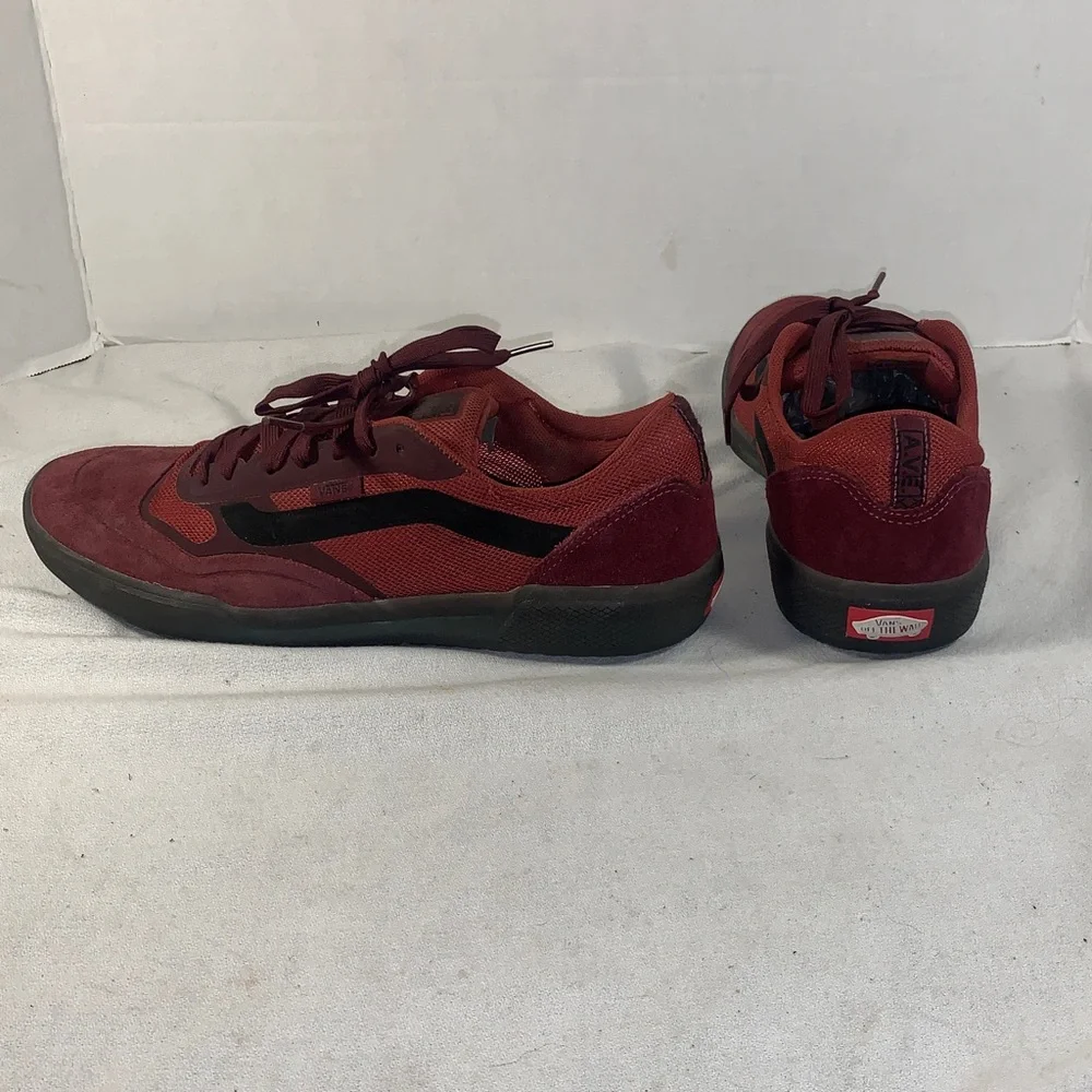 Vans stylish sneakers